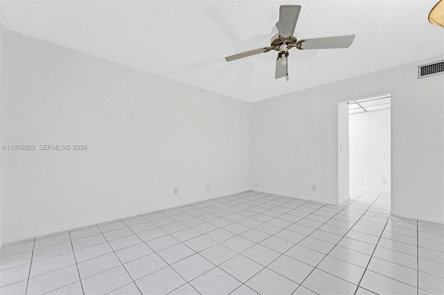 330 SE 2nd St 103G, Hallandale Beach, FL 33009