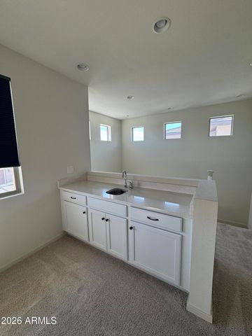 3540 E TINA Drive, Phoenix, AZ 85050