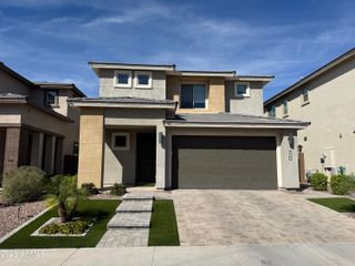 3540 E TINA Drive, Phoenix, AZ 85050