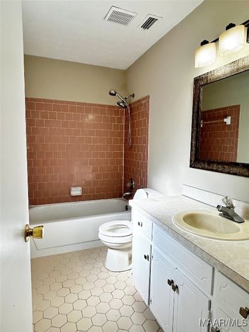 2933 Willow Lane Drive, Montgomery, AL 36109