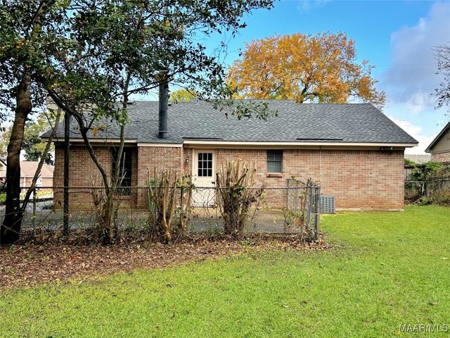 2933 Willow Lane Drive, Montgomery, AL 36109