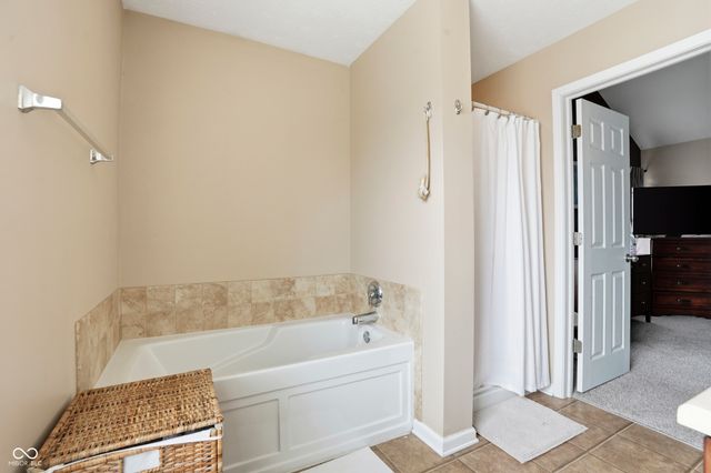 3416 Bloomsbury Lane, Indianapolis, IN 46228