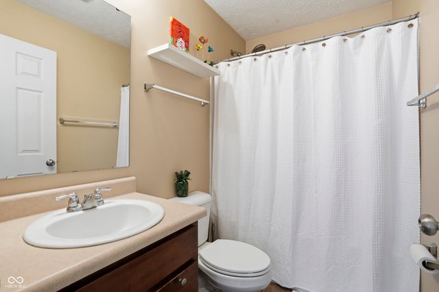 3416 Bloomsbury Lane, Indianapolis, IN 46228