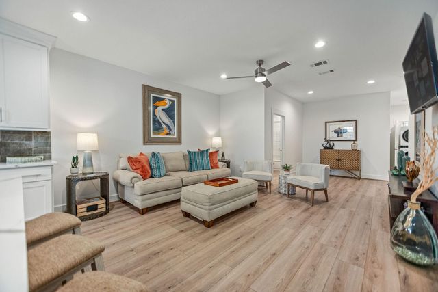 96 Circle Hook, Port O Connor, TX 77982