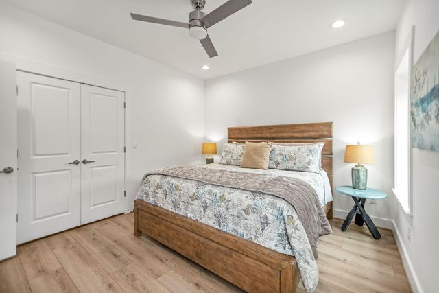 96 Circle Hook, Port O Connor, TX 77982