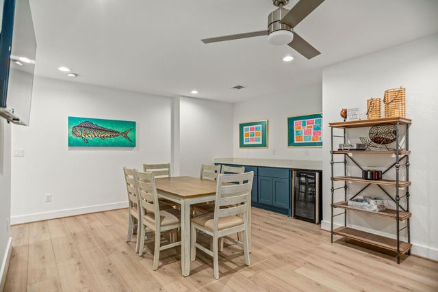 96 Circle Hook, Port O Connor, TX 77982