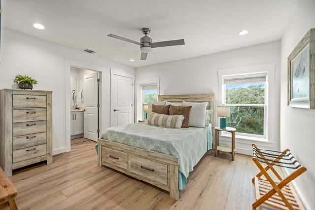 96 Circle Hook, Port O Connor, TX 77982