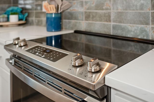 96 Circle Hook, Port O Connor, TX 77982