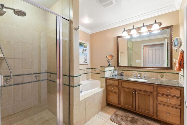 1593 HERITAGE CROSSING COURT G, Reunion, FL 34747