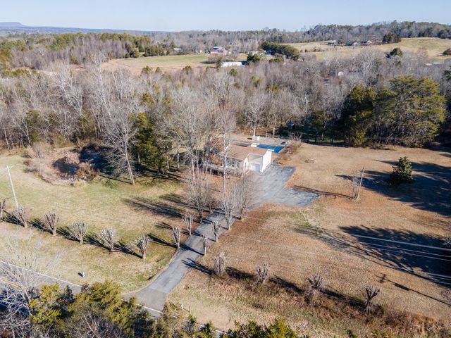 4860 136 Highway W, Chickamauga, GA 30707