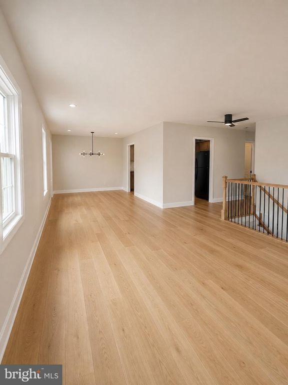 Image 27 of property listing at 1354 MOYER RD, Annapolis, MD 21403