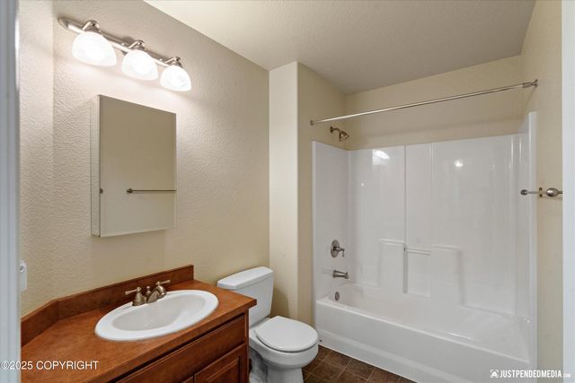 3755 E Baylor Circle, Wasilla, AK 99654