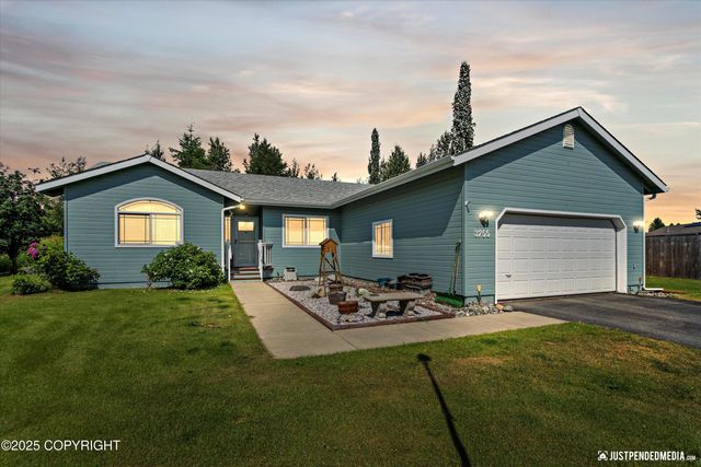 3755 E Baylor Circle, Wasilla, AK 99654