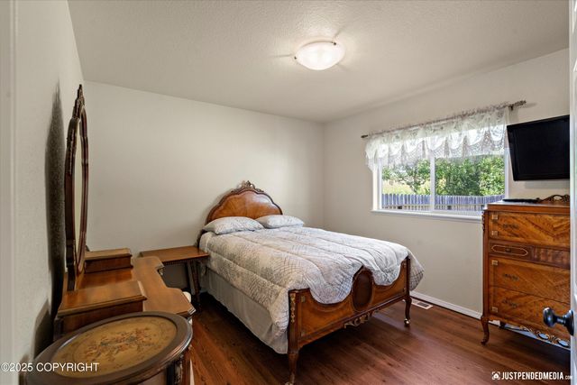 3755 E Baylor Circle, Wasilla, AK 99654