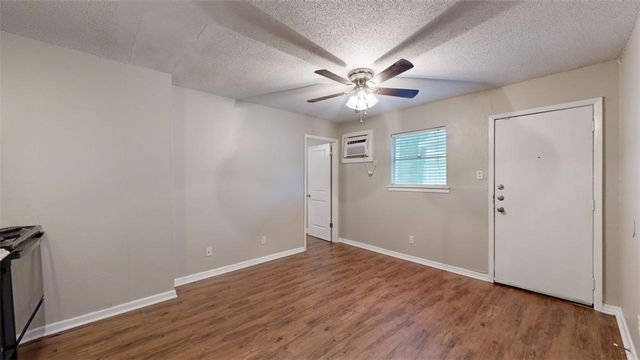 500 Foch Street 12, Bryan, TX 77801