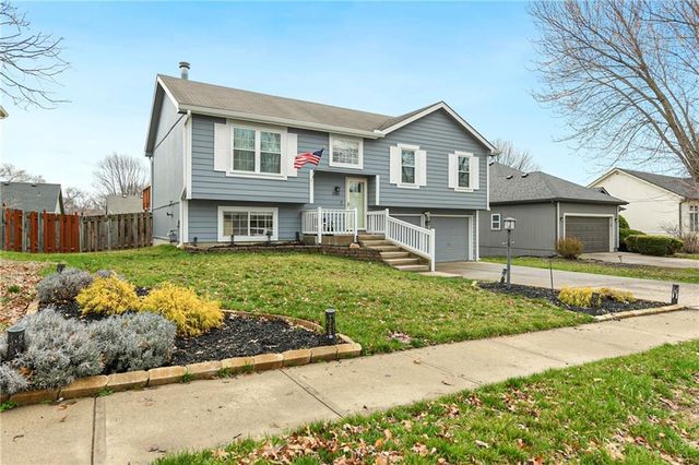 2925 Spring Garden Street, Leavenworth, KS 66048