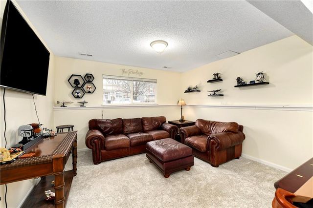 2925 Spring Garden Street, Leavenworth, KS 66048