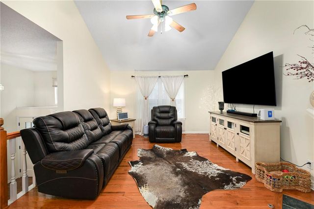 2925 Spring Garden Street, Leavenworth, KS 66048