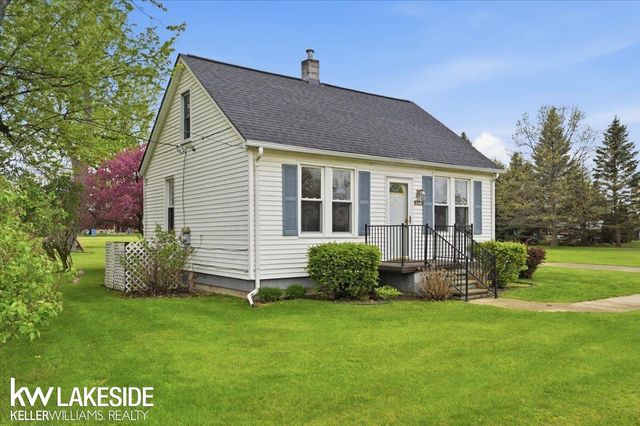 8222 Devon Drive, Shelby Twp, MI 48317
