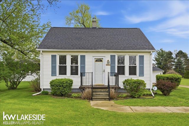 8222 Devon Drive, Shelby Twp, MI 48317