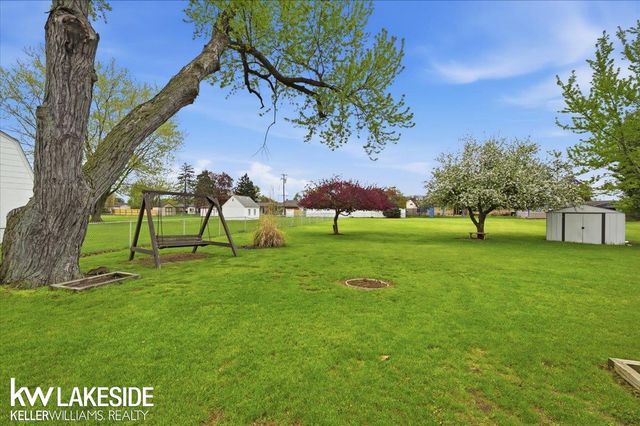 8222 Devon Drive, Shelby Twp, MI 48317