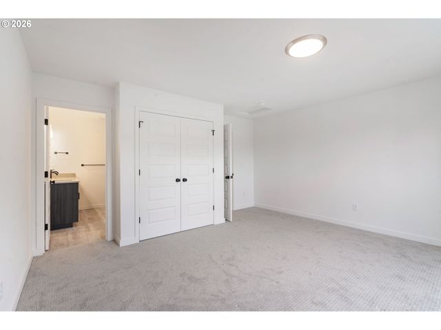 5008 Ne 113TH Loop, Vancouver, WA 98686