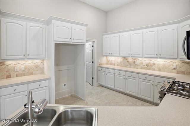 620 Sweetwater Drive, Pearl, MS 39208