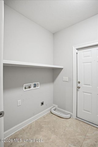 620 Sweetwater Drive, Pearl, MS 39208