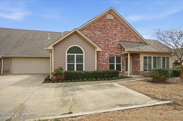 620 Sweetwater Drive, Pearl, MS 39208