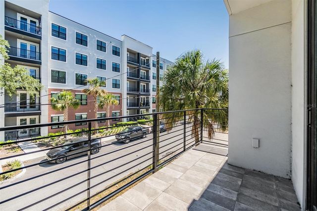 1302 W CARMEN STREET 1, Tampa, FL 33606