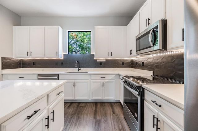 1302 W CARMEN STREET 1, Tampa, FL 33606