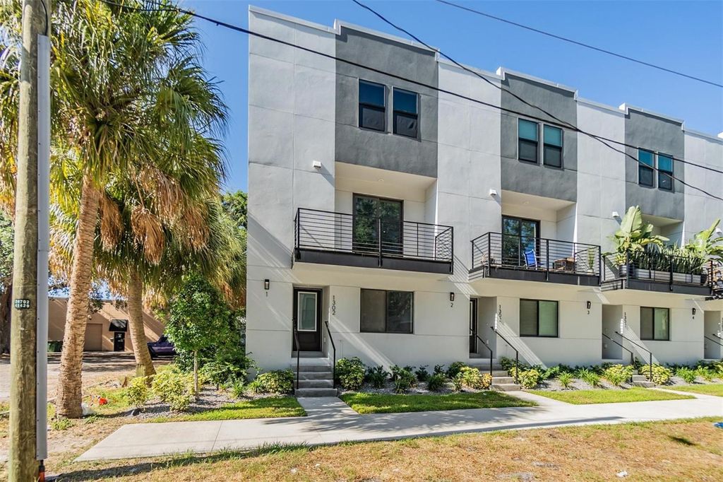 1302 W CARMEN STREET 1, Tampa, FL 33606