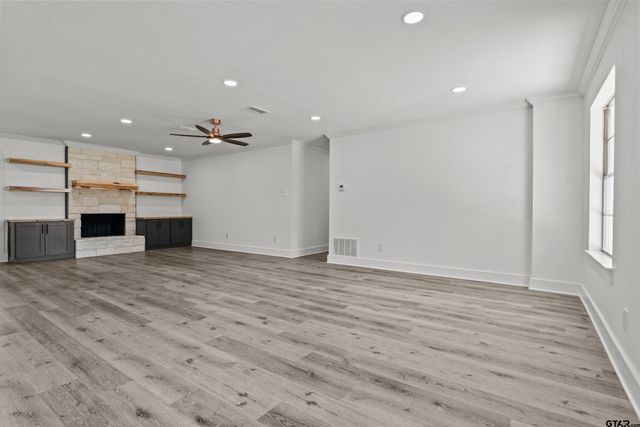 3456 Meadowdale, Flint, TX 75762