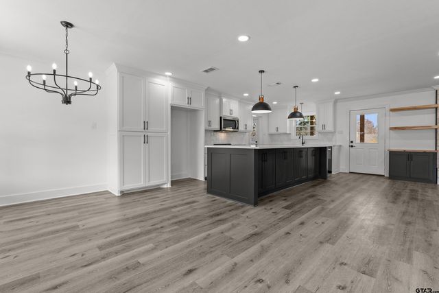 3456 Meadowdale, Flint, TX 75762