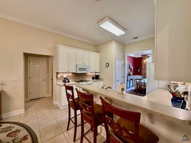 605 Victoria Circle, Warner Robins, GA 31088
