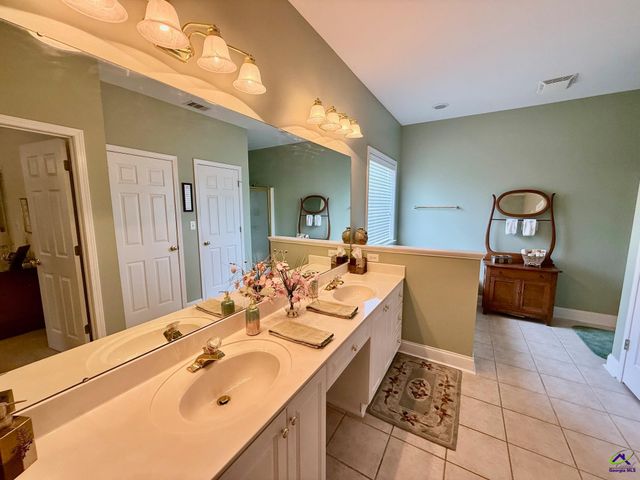 605 Victoria Circle, Warner Robins, GA 31088