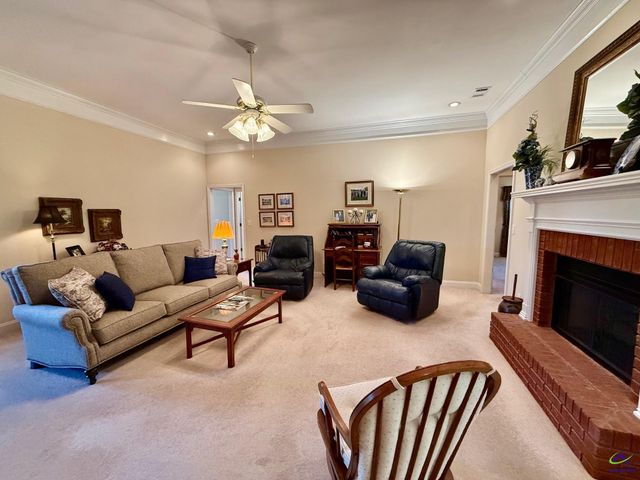 605 Victoria Circle, Warner Robins, GA 31088