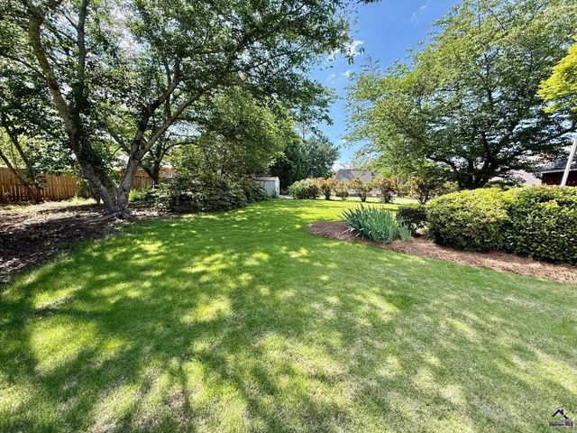 605 Victoria Circle, Warner Robins, GA 31088