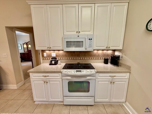 605 Victoria Circle, Warner Robins, GA 31088