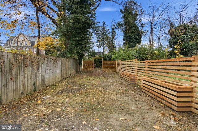 216 W PENN ST, Philadelphia, PA 19144