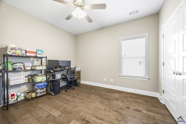 504 Falls Drive, Bonaire, GA 31005