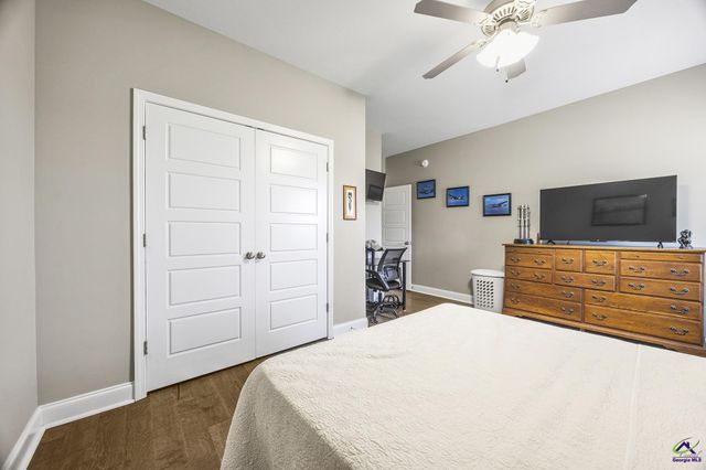 504 Falls Drive, Bonaire, GA 31005
