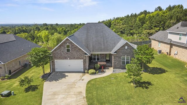 504 Falls Drive, Bonaire, GA 31005