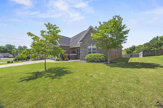 504 Falls Drive, Bonaire, GA 31005