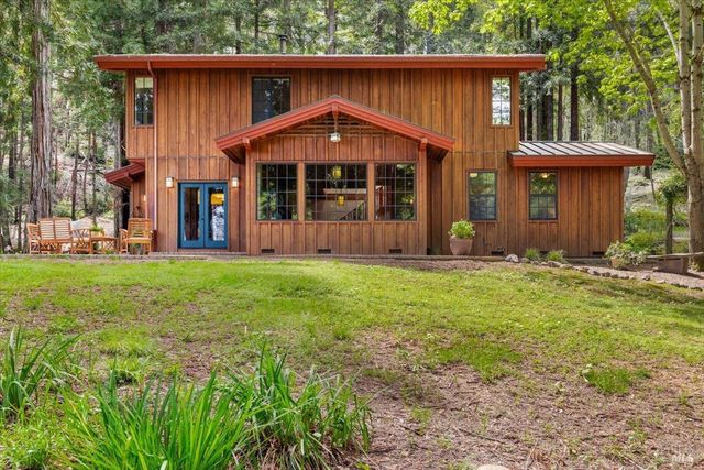 12076 Cloud Ridge Rd, Healdsburg, CA 95448