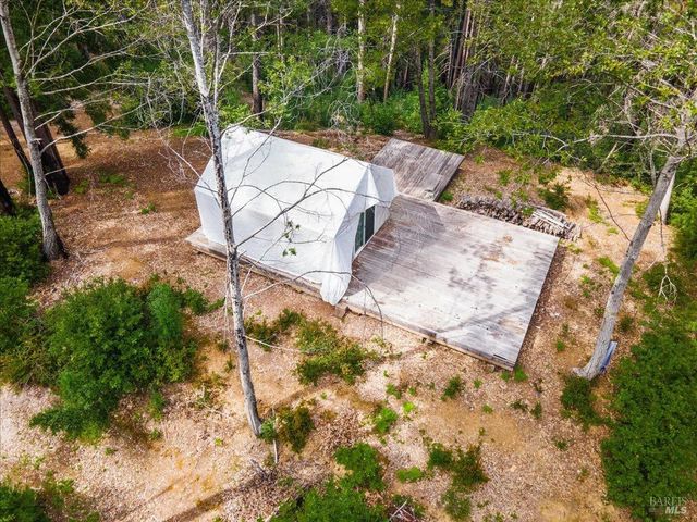 12076 Cloud Ridge Rd, Healdsburg, CA 95448