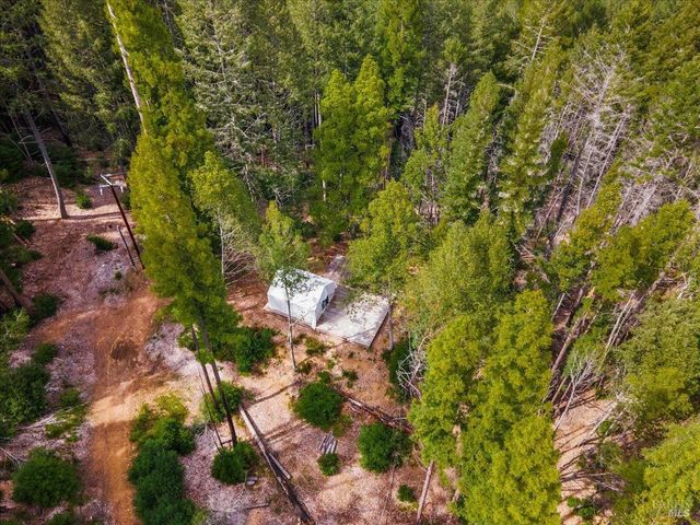 12076 Cloud Ridge Rd, Healdsburg, CA 95448