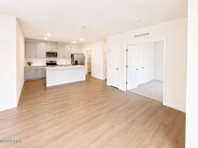 2532 Kinsale Lane, Ormond Beach, FL 32174