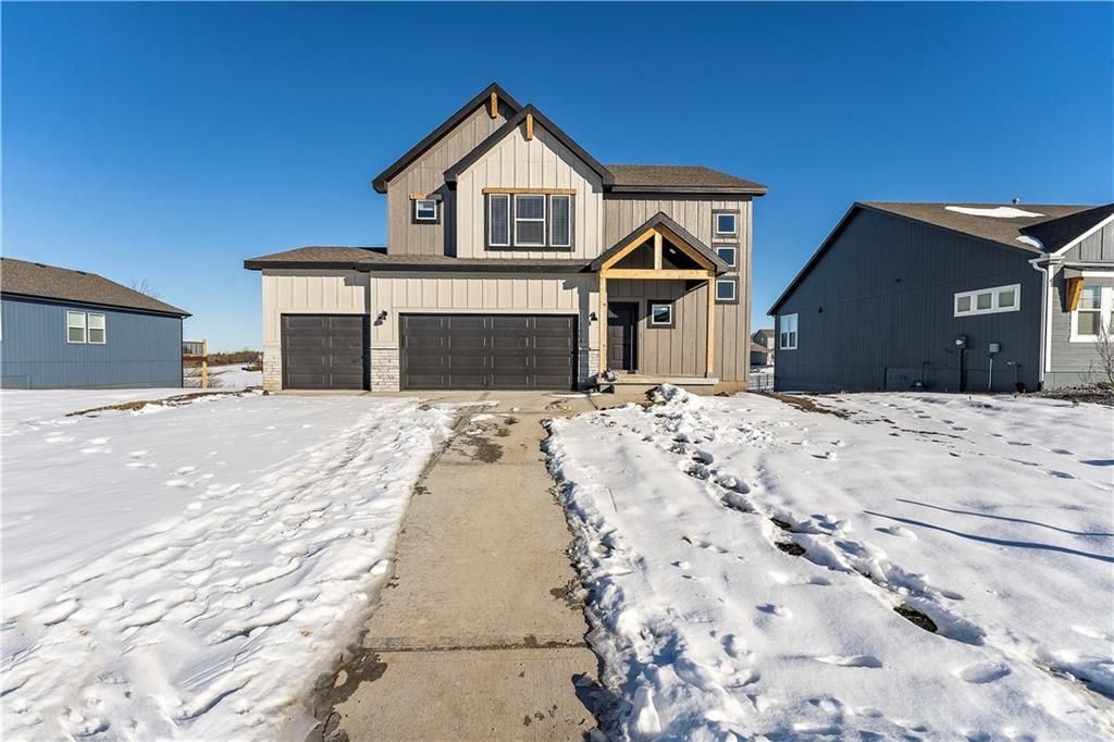 18328 W 166th Street, Olathe, KS 66062