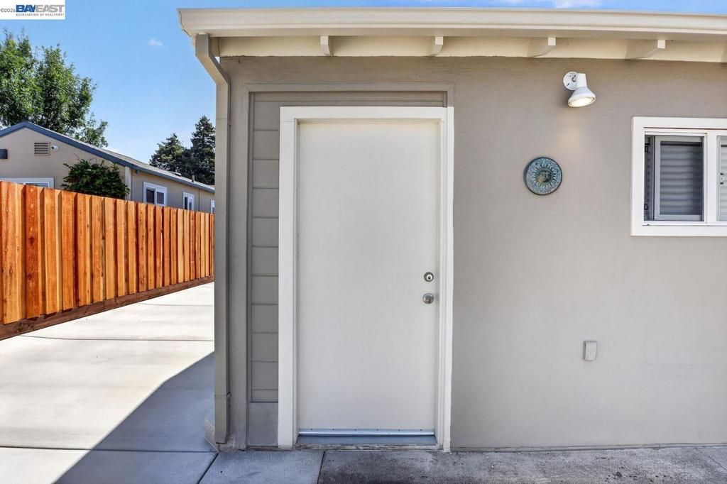 Image 30 of property listing at 20843 Chester St, Castro Valley, CA 94546